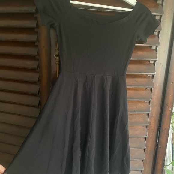 Sarin Mathews High Low Skater Girl Dress Black Small EUC - Picture 5 of 6